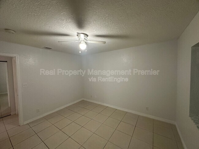 Building Photo - 6309 Eaton St