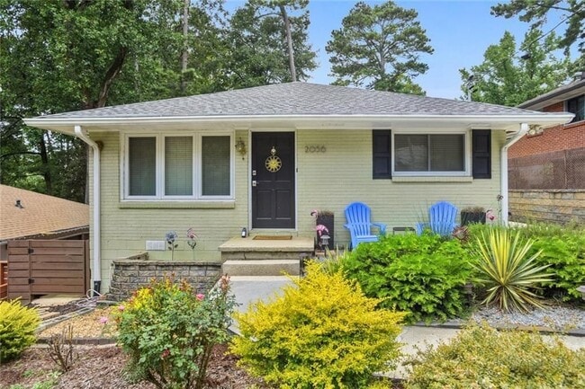 Building Photo - 2056 Arlington Ave NE