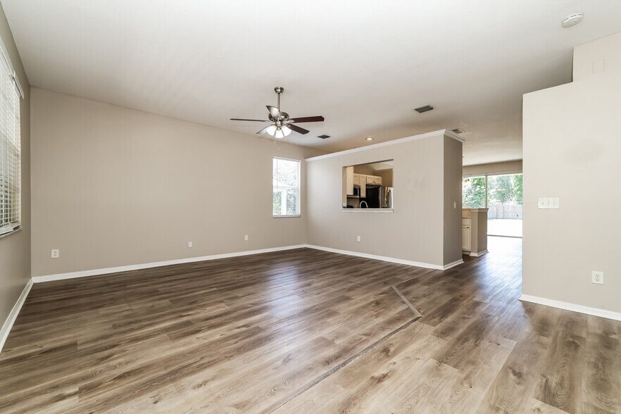 Building Photo - 6707 Cambridge Park Dr