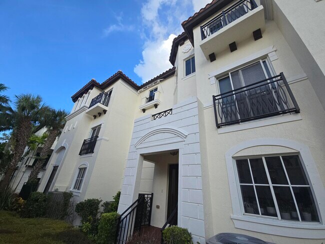 Building Photo - 1602 Coastal Bay Blvd
