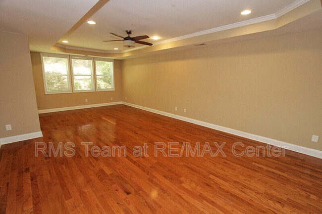 Building Photo - 3029 Woodwalk Dr