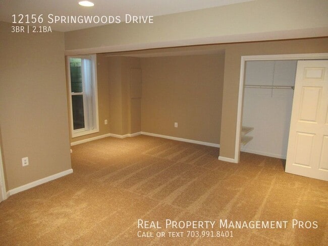 Building Photo - New Paint