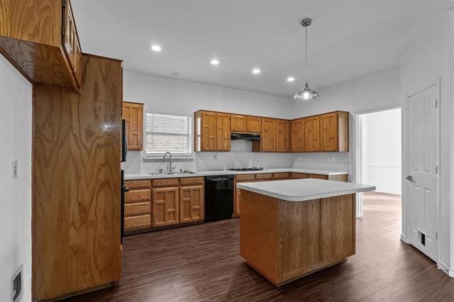 Building Photo - 6814 Silver Lake Dr