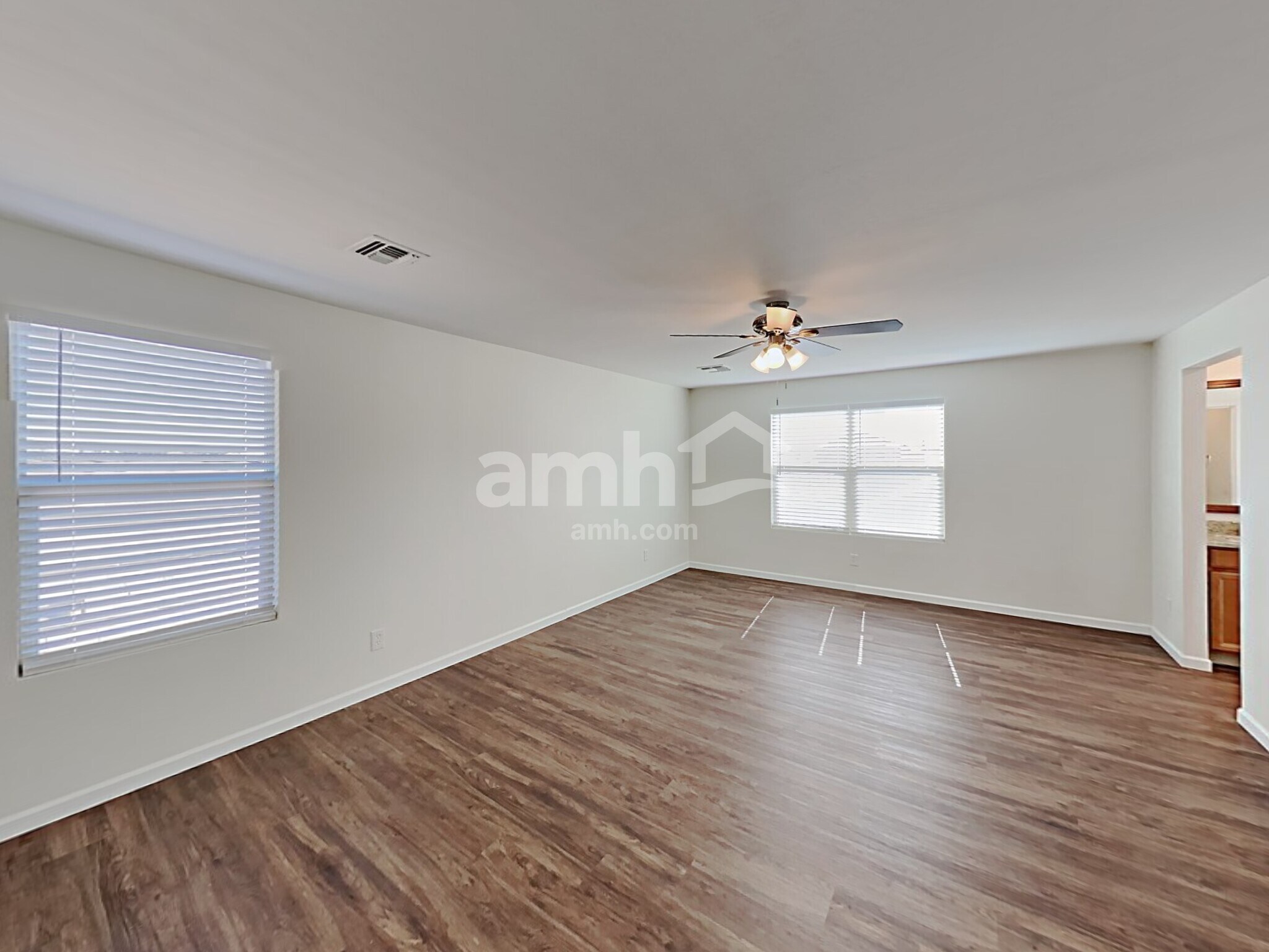 Building Photo - 14221 W Georgia Dr