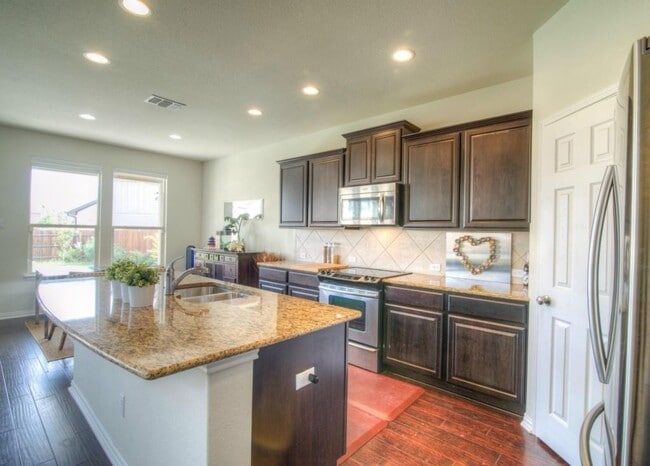 Building Photo - 4016 Tranquil Ln