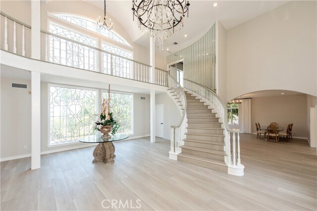 Building Photo - 2836 N Kingsgate Dr