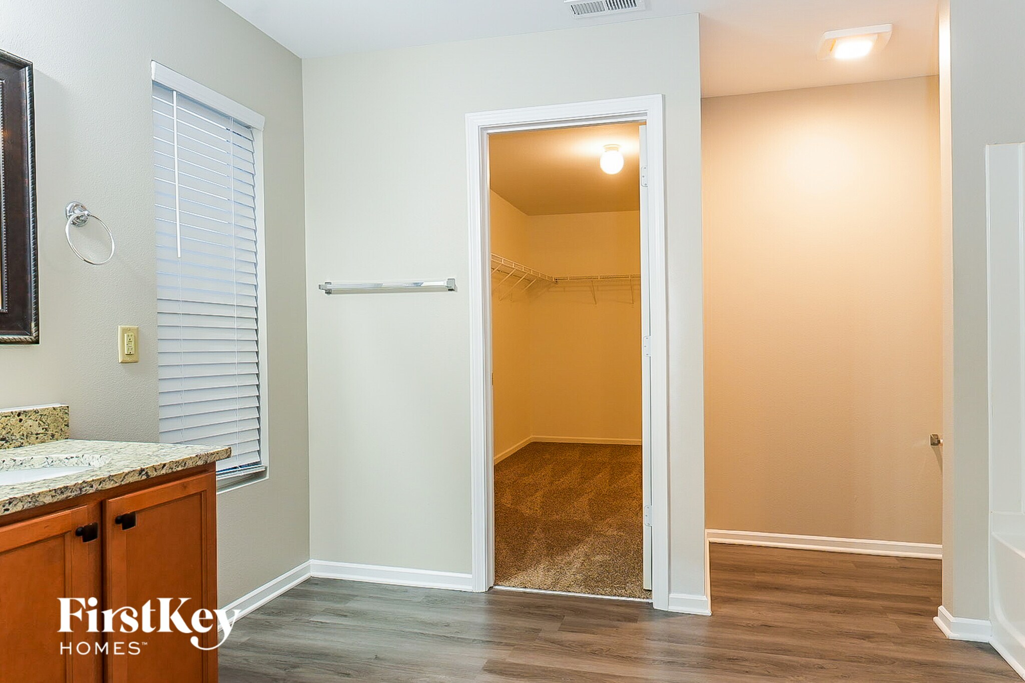 Building Photo - 1323 Perga Ct