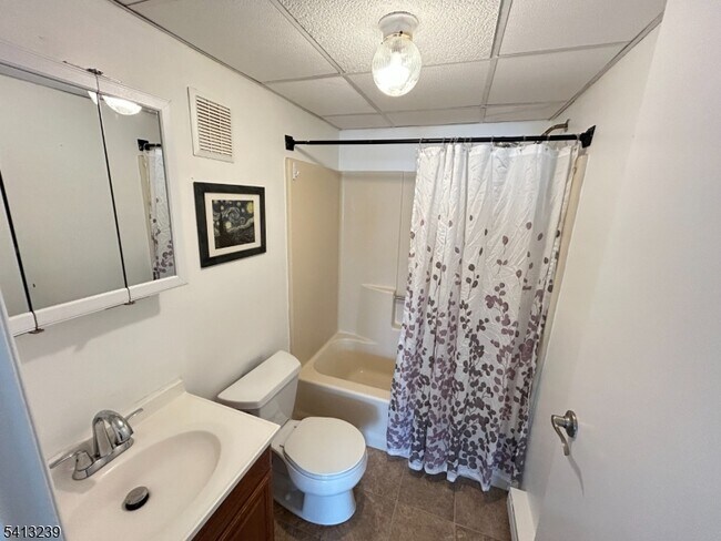 Building Photo - 3 Prospect St