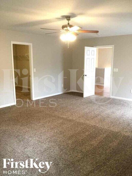 Building Photo - 123 Salt Meadow Ln