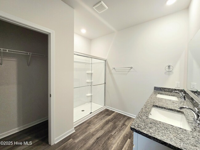 Building Photo - 4277 Blossom Hl Dr