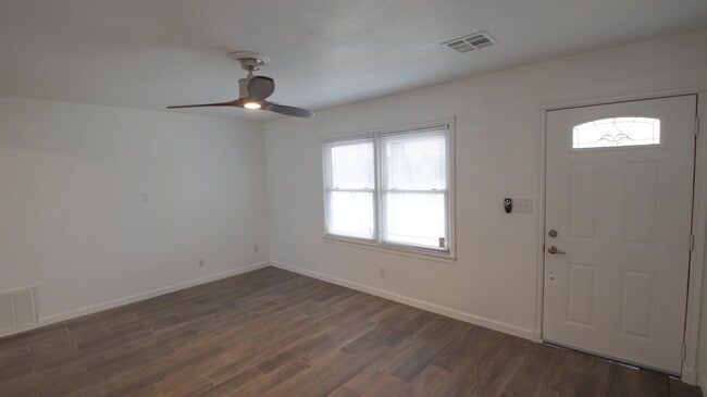 Building Photo - 1715 N Midwest Blvd