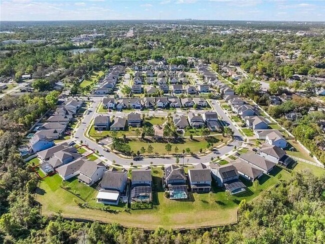 Building Photo - Stunning 5 bedroom home in Longwood