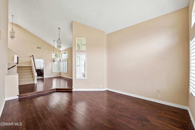 Building Photo - 751 Trousdale St