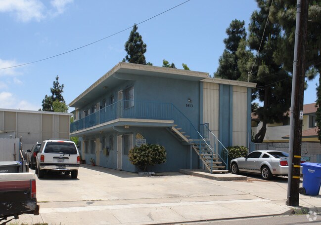 Building Photo - 1413 Hemlock Ave