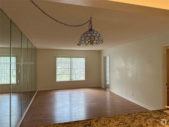 Building Photo - 8121 SW 24th Ct