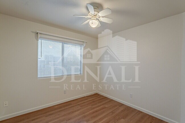 Building Photo - 3980 E Pinon Ct