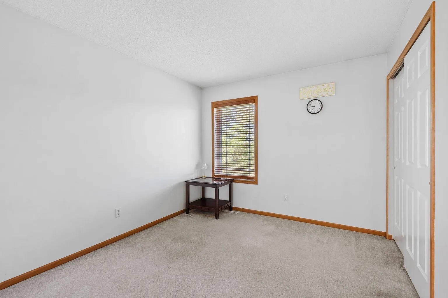 Building Photo - 15601 Lilac Dr