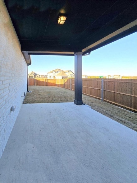 Building Photo - 631 Blakelys Wy