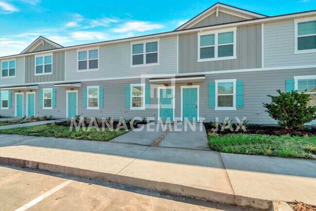 Building Photo - 8306 Zenith Cir