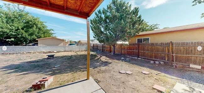 Building Photo - 8709 Shone Ave SW