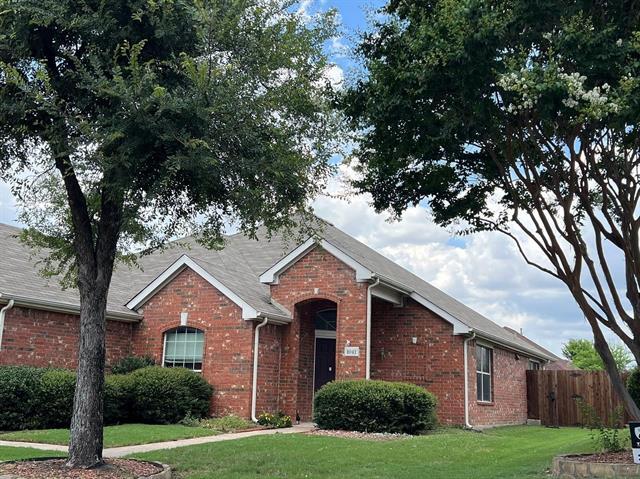 Building Photo - 1041 Wagon Trail Dr