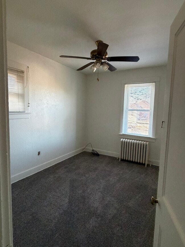 Building Photo - 3819-3819 Brighton Rd