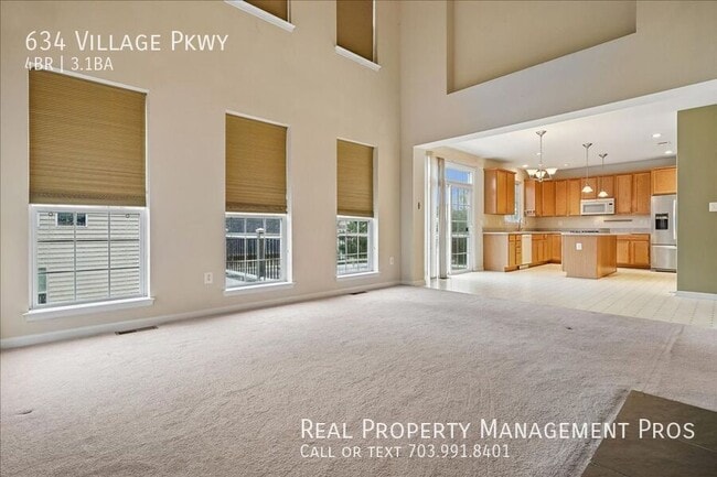 Building Photo - 634 Village Pkwy