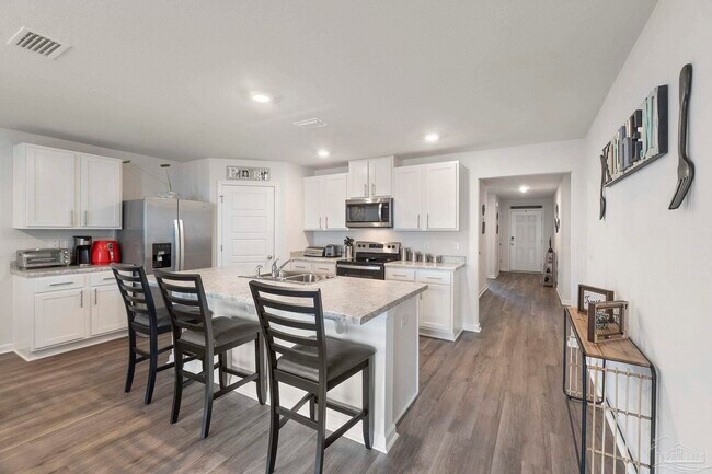Building Photo - 6173 Native Dancer Wy
