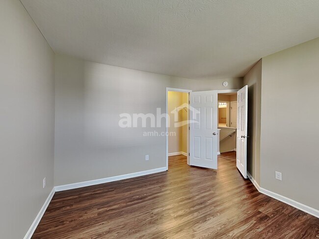 Building Photo - 4190 Brookdale Ct