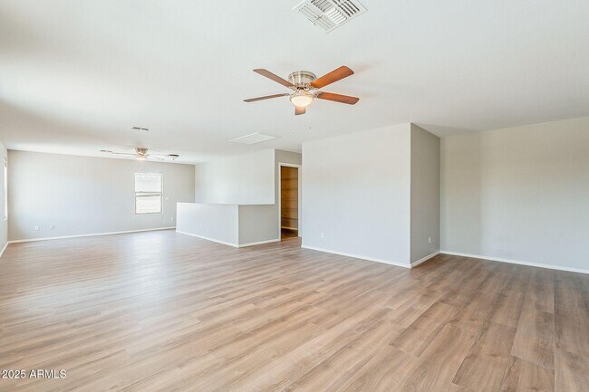 Building Photo - 3122 W Apollo Rd