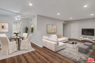 Building Photo - 1006 Havenhurst Dr