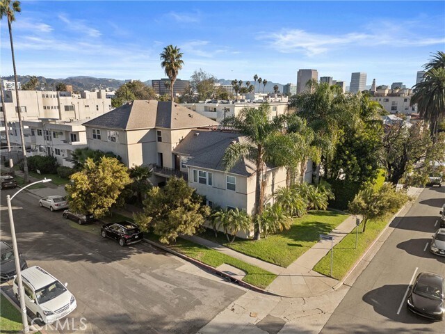 Building Photo - 932 S Shenandoah St
