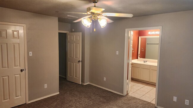 Building Photo - 20218 Mammoth Falls Dr