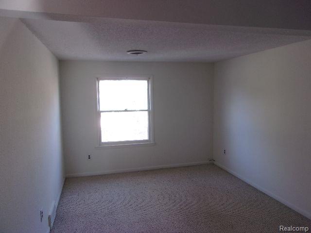 Building Photo - 507 W Lincoln Ave