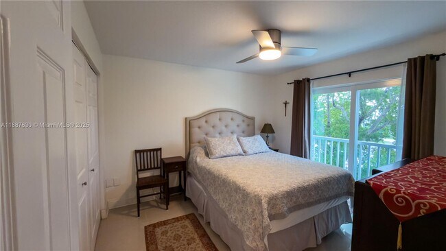 Building Photo - 17051 NE 35th Ave