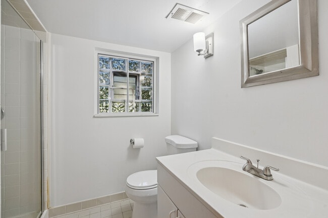 Building Photo - 1037 Heatherfield Ln