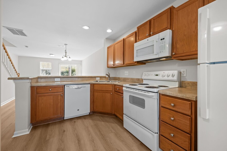 Building Photo - 8024 River Watch Lane