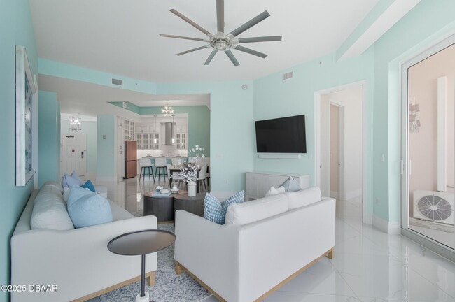 Building Photo - 200 Ocean Crest Dr