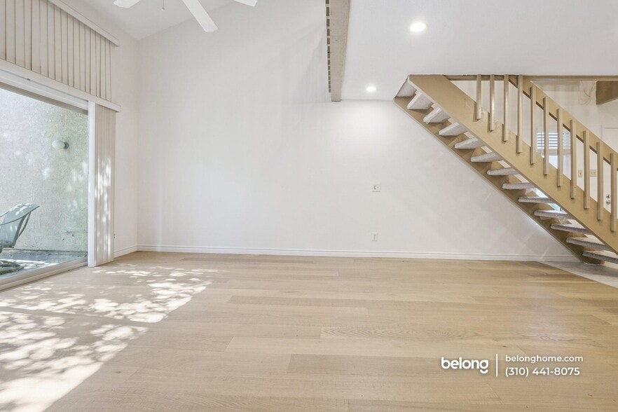 Building Photo - 7890 E Spring St