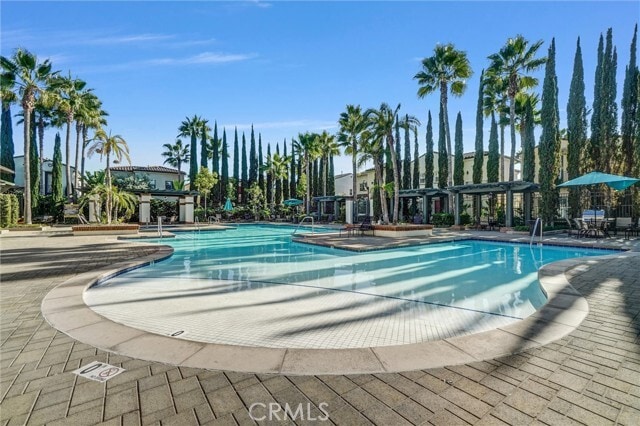 Building Photo - 519 S Melrose St