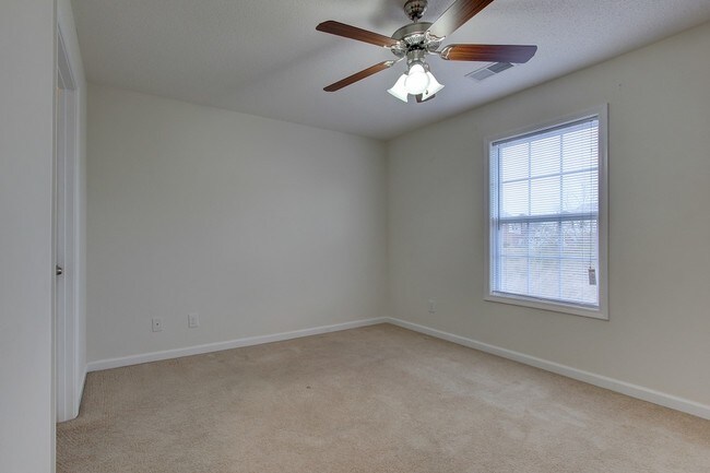 Building Photo - 513 Patriot Park Ct