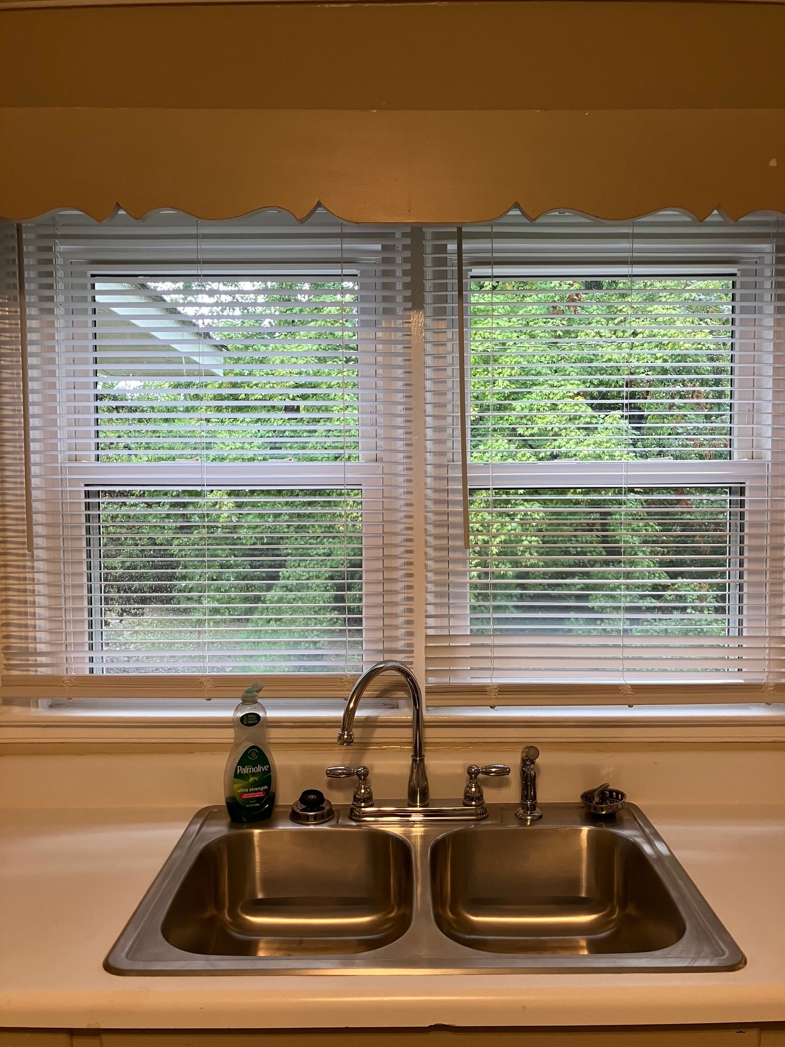 Building Photo - 960 N Pierce Ave