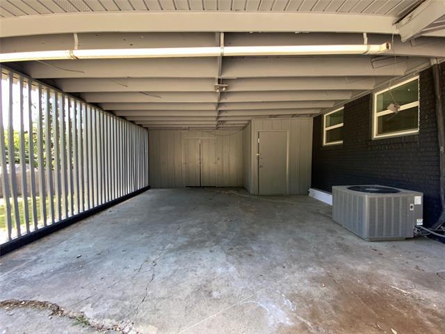 Building Photo - 1605 Weiler Blvd