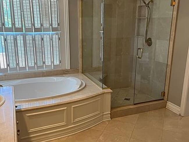 Building Photo - Westlake Village First Neighborhood Cul-De-Sac Home ** Non-Smoking Home/Property**