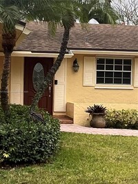 Building Photo - 13220 SW 86th Ln