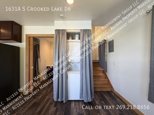 Building Photo - 1631A S Crooked Lake Dr-
