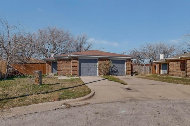 Building Photo - 4517 Ebbtide Ct