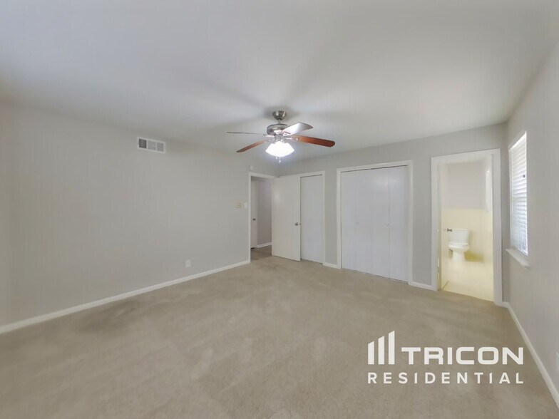Building Photo - 3240 Springwood Ln