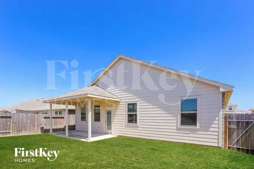 Building Photo - 4411 Andorno Dr