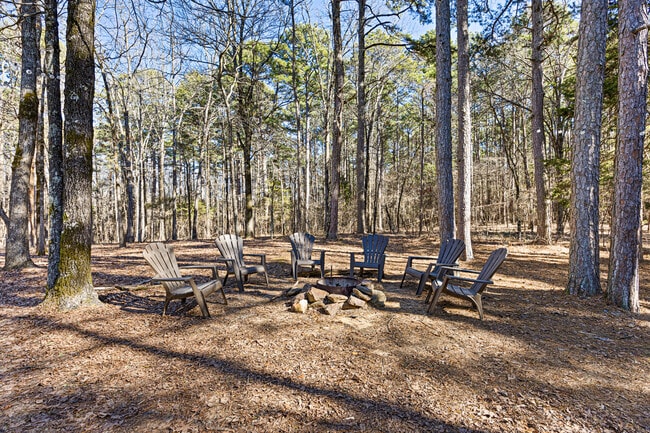 Building Photo - 22 Yeager Dr